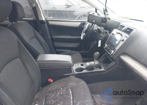 2019 Subaru Outback 2.5I Premium из США, поврежденный, VIN 4S4BSAFC3K3386680